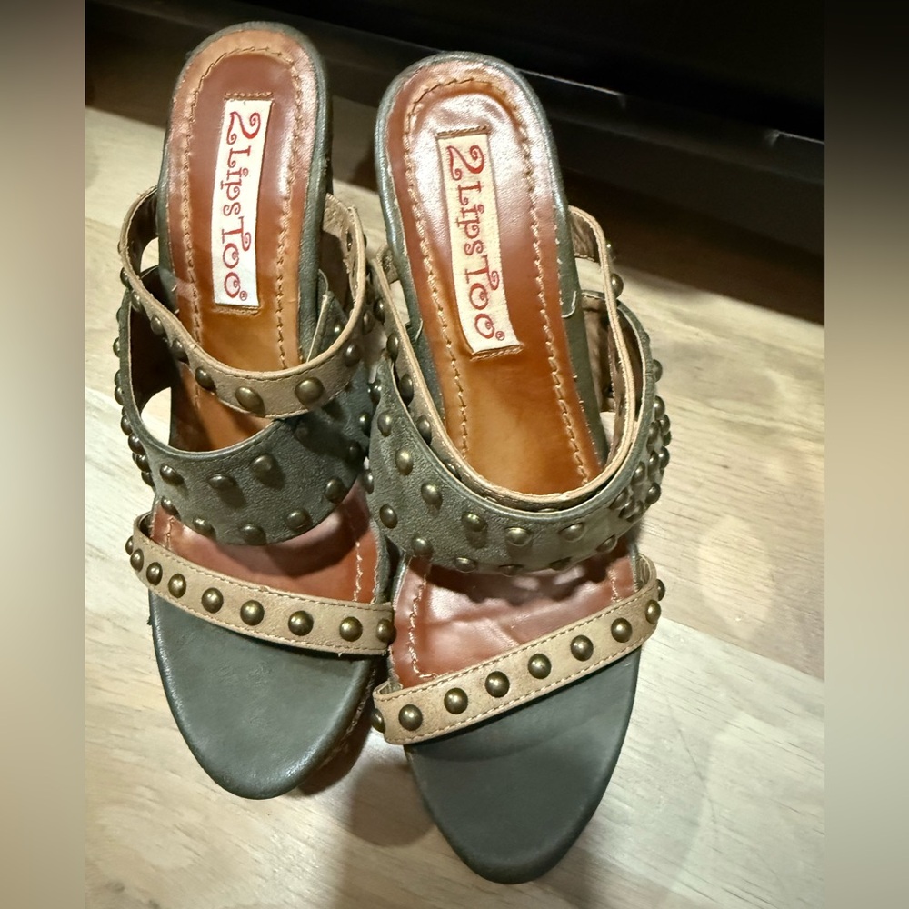 2 Lips Too Women's Studded Sandals - Tan and Gray